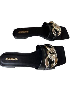 Soda black slip on sandals with large gold chain link accent Size 9 NWOT